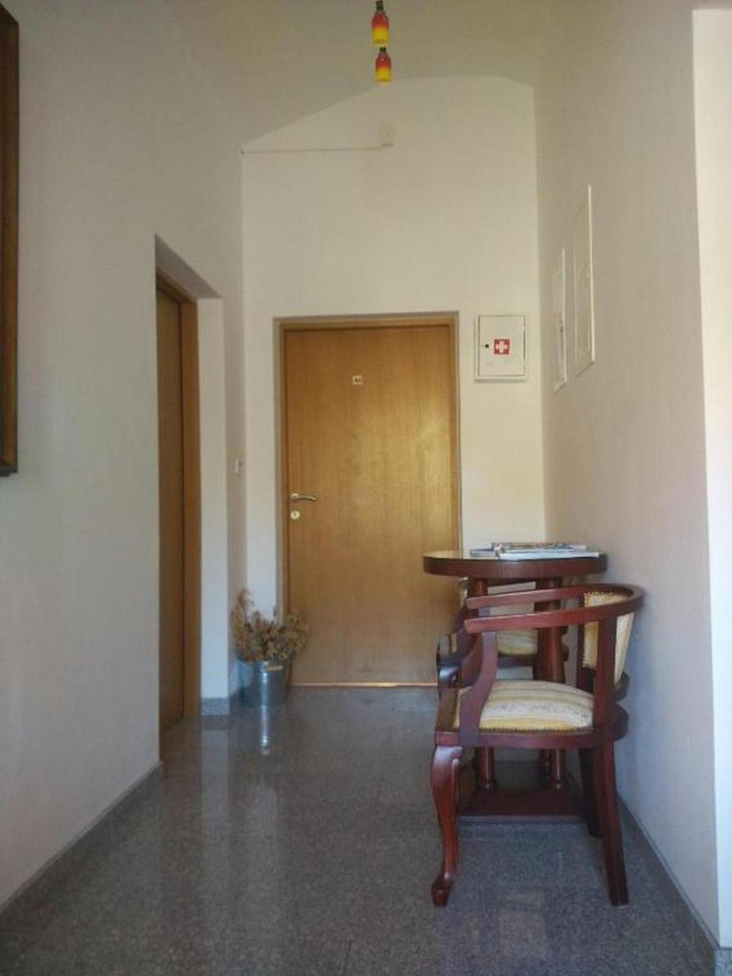 Apartments Vala Vinisce Ruang foto